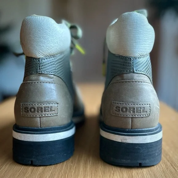 Sorel Gray and Green Winter Boots - Picture 3 of 5